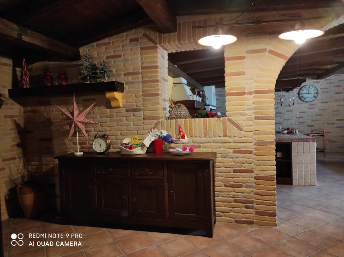 La Taverna Di Lulu Arnesano Buitenkant foto